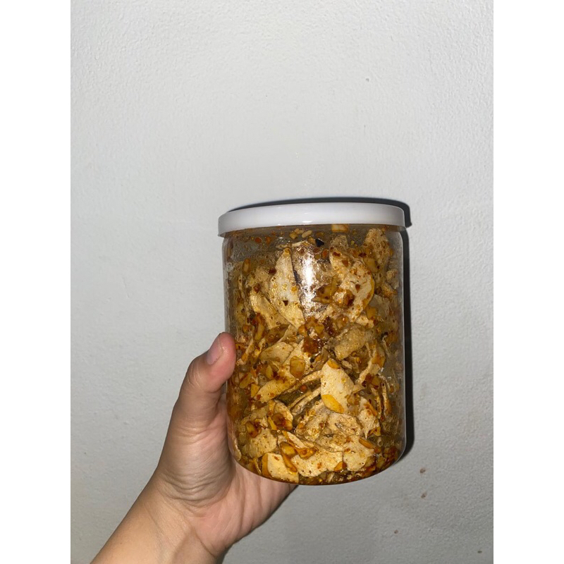 

basreng chili oil dengan ukuran 250 gram