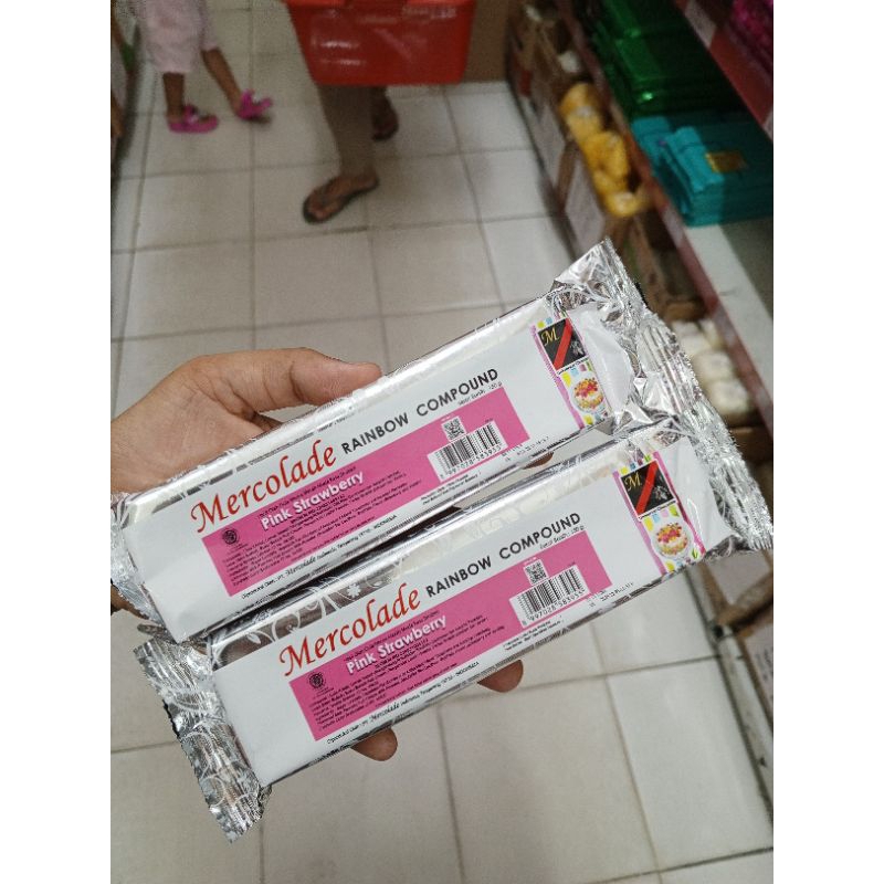 

MERCOLADE COMPOUND STOBERI 150G/COKLAT BATANG STOBERI