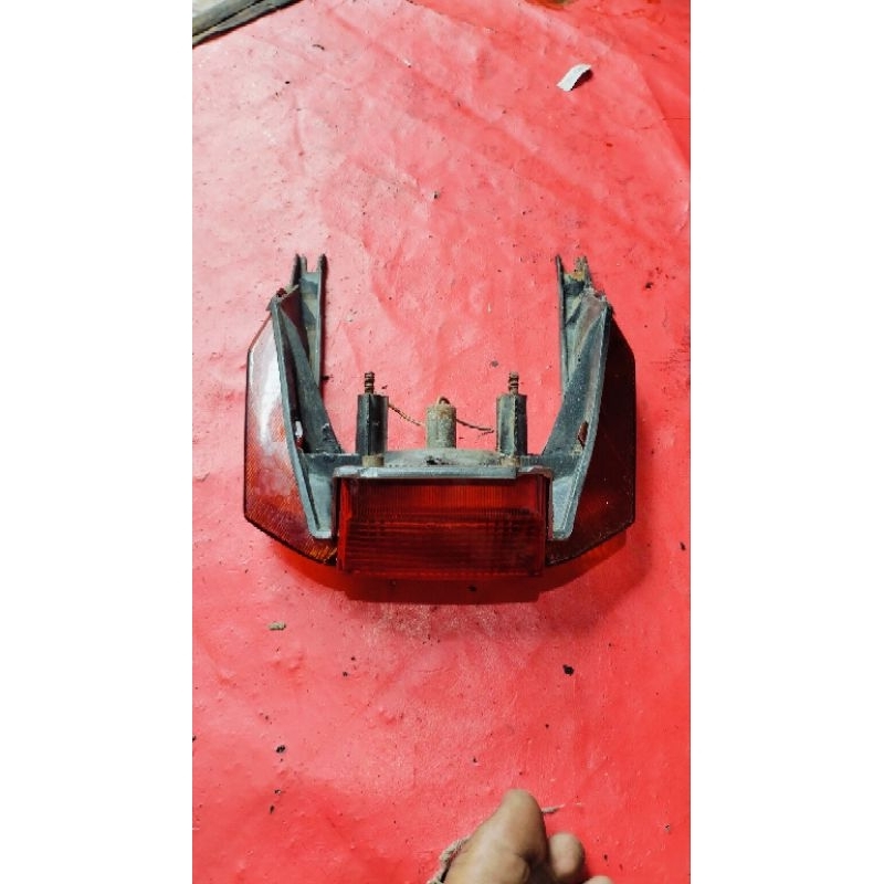 STOPLAMP LAMPU BELAKANG CRYSTAL SUZUKI CRYSTAL RGR CRYSTAL ORIGINAL
