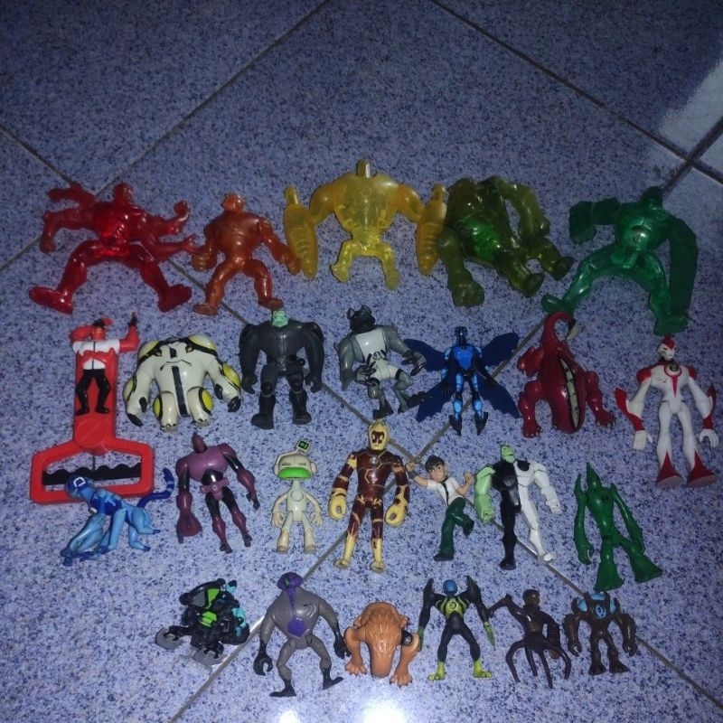 21-11-2024 Figure Ben10 Ben Tennyson ben 10 Echo Omniverse Omnitrix