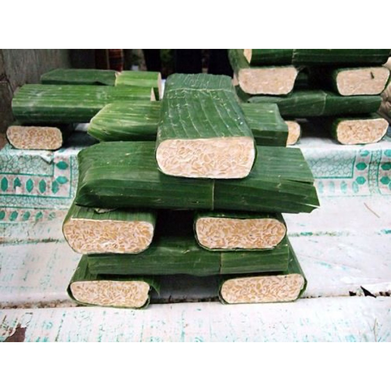 

Tempe Bungkus Daun