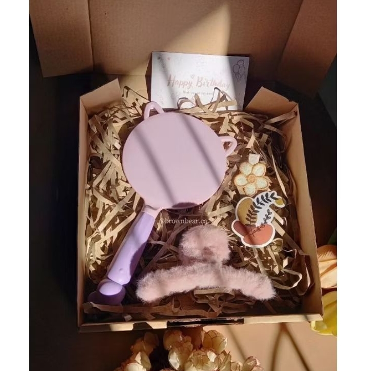 Hampers Box / Hampers Lucu / Gift Box / Kado / Kado Ultah / Hampers Kado / Kado Wisuda / Hand Mirror