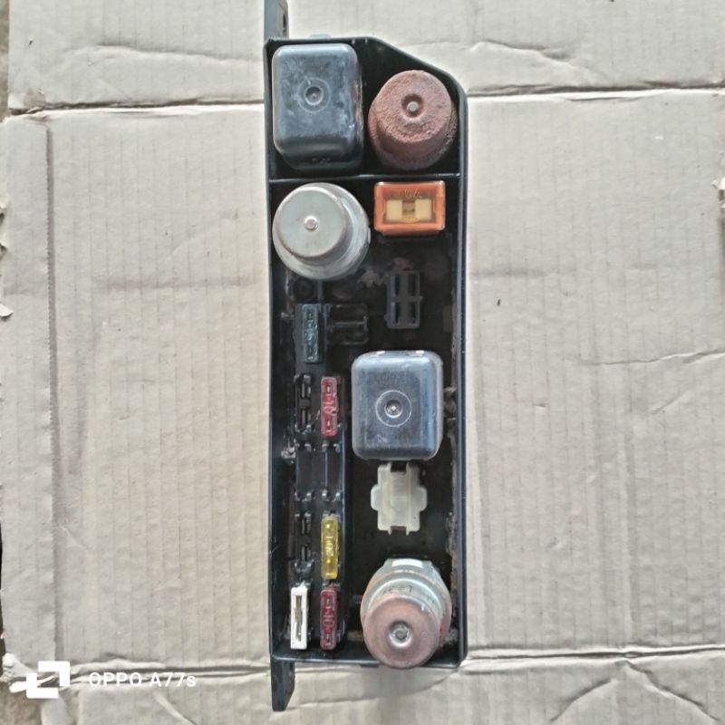 fuse box sikring Toyota Corona