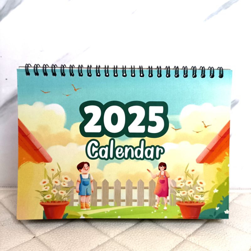 

Kalender Duduk Tanggalan Meja Almanak Tahun 2025 Custom Logo Foto