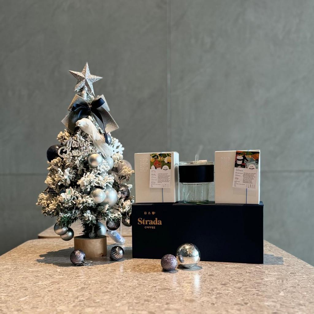 

Strada Coffee Hampers Natal Kopi Premium Holly