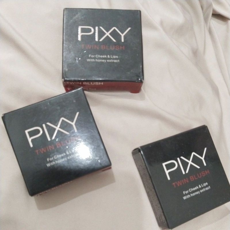 pixy twins blush