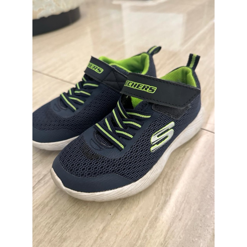 sepatu skechers anak laki. original