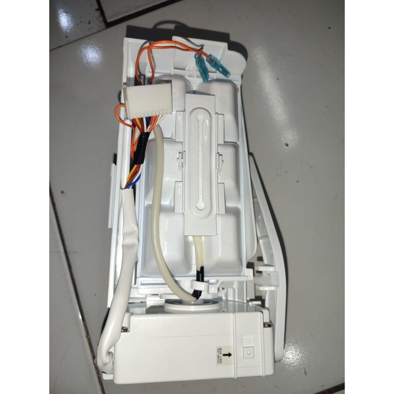 Ice maker kulkas LG inverter box es batu kulkas LG original