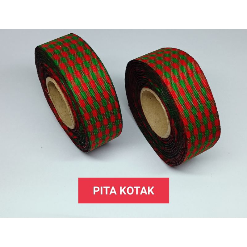 

PITA KOTAK / PITA NATAL / LEBAR:2.5CM ( ISI:-/+15METER )