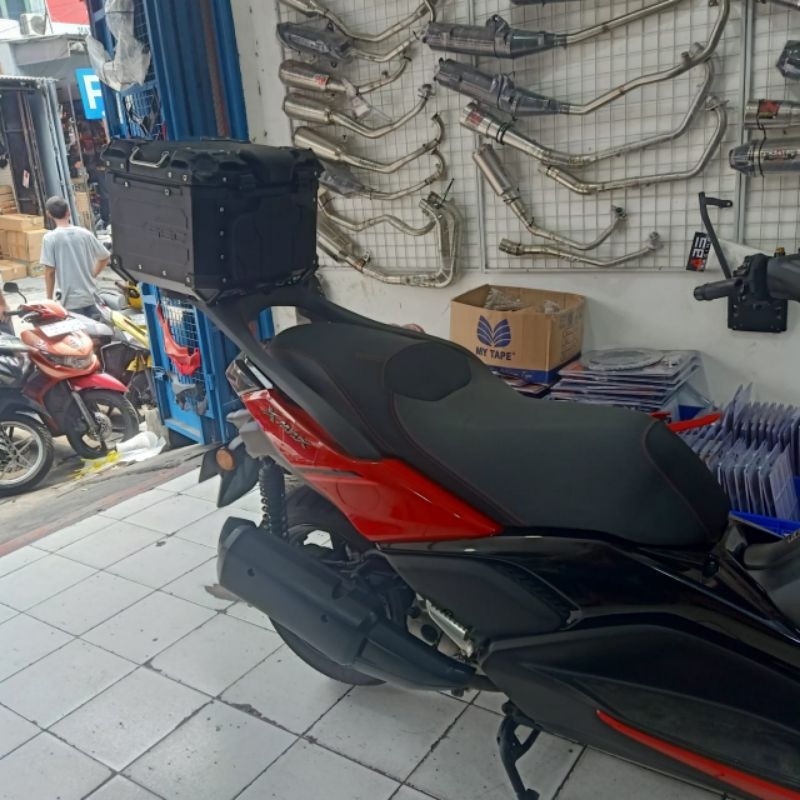 Breket box xmax new xmax 2023 behel box xmax connected begel xmax new dudukan box xmax new