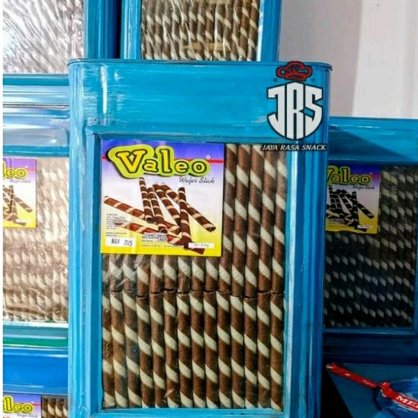 

JRS - Astor Wafer Stick Coklat 1kg / Wafer Stik Panjang Kiloan Termurah / Kue Astor Coklat