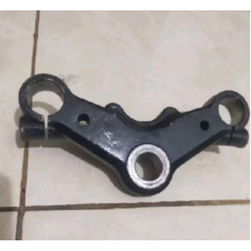 segitiga atas motor Suzuki Satria Fu fasselit PNP satria Fu Thailand PNP satria Fu Barong original