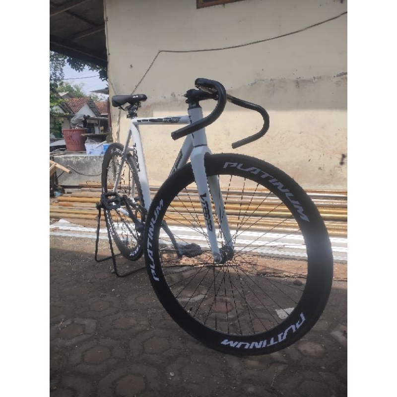 sepeda visp white custome