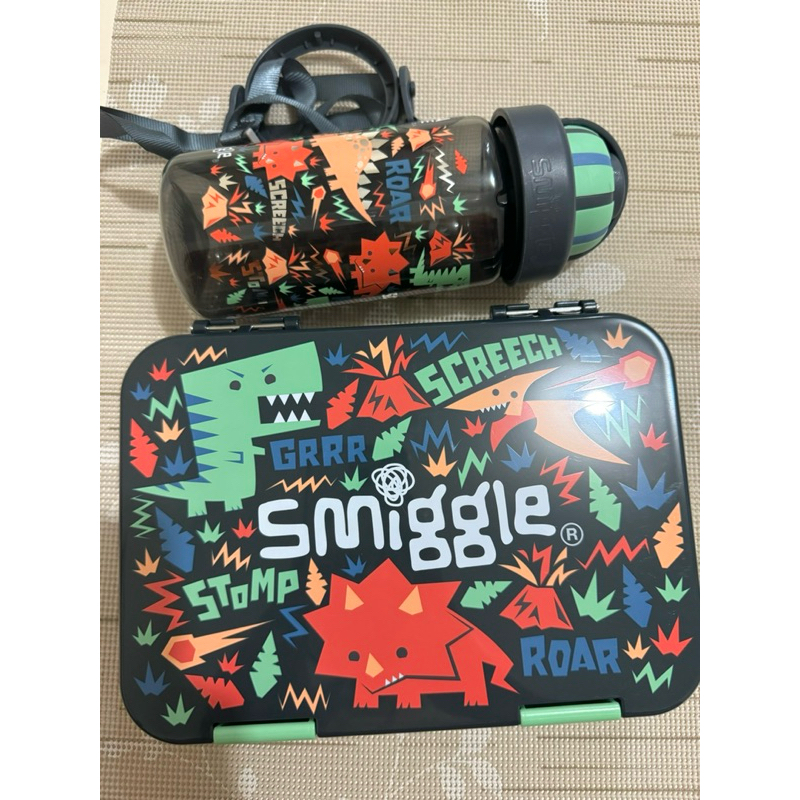 Smiggle Bento Lunch Box & Bottle