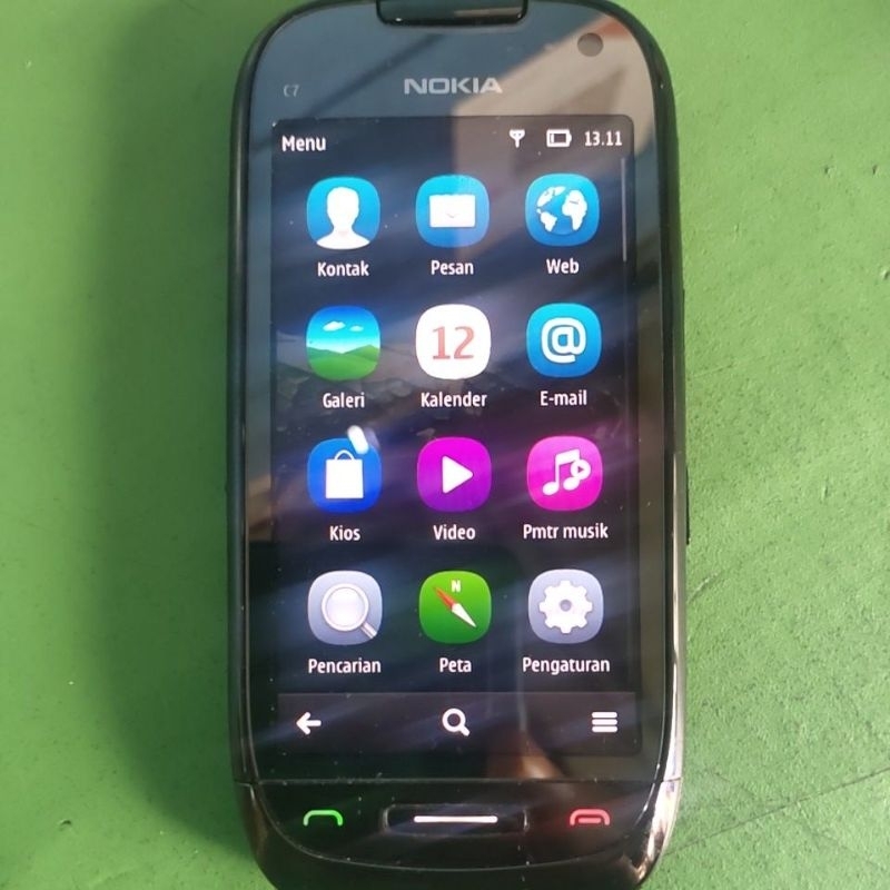 Nokia c7