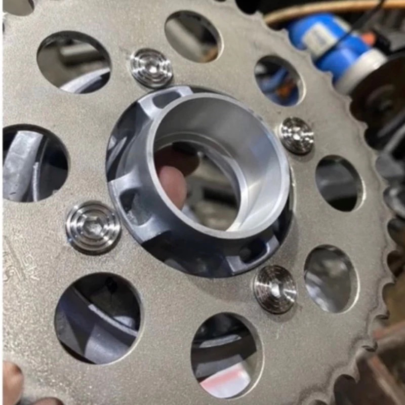 Baut L Stainless Nap gear Baut gear fiz / vega / crypton / jupiter / Rx king ( dapat 4 baut )