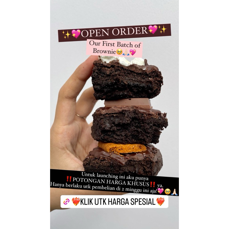 

Fudgy Brownies Small Size 15x10 cm: Rasa Coklat Premium dengan varian Brookies Brownies Cookies dan Cheese