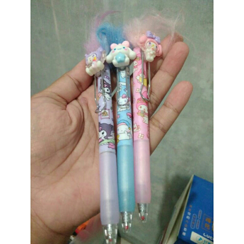 

pulpen gel bulu