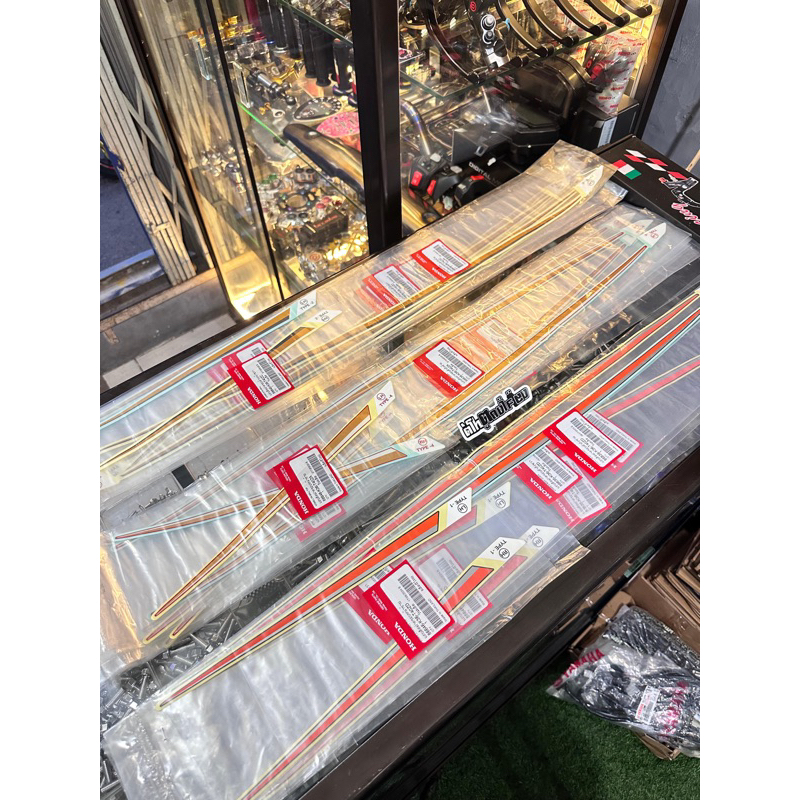 Striping/list body pcx cbu 150 original honda thailand