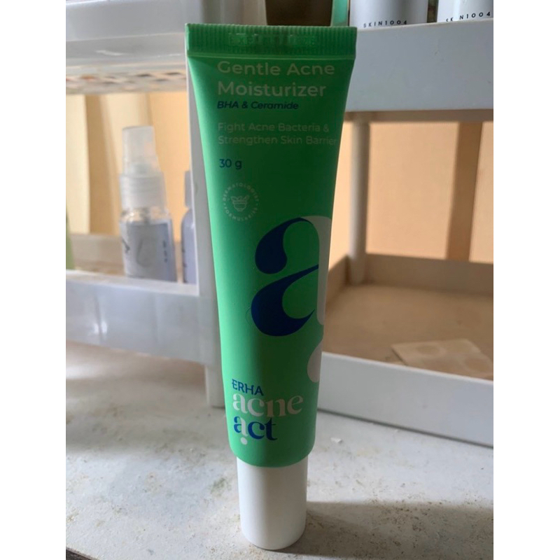 erha gentle acne moisturizer