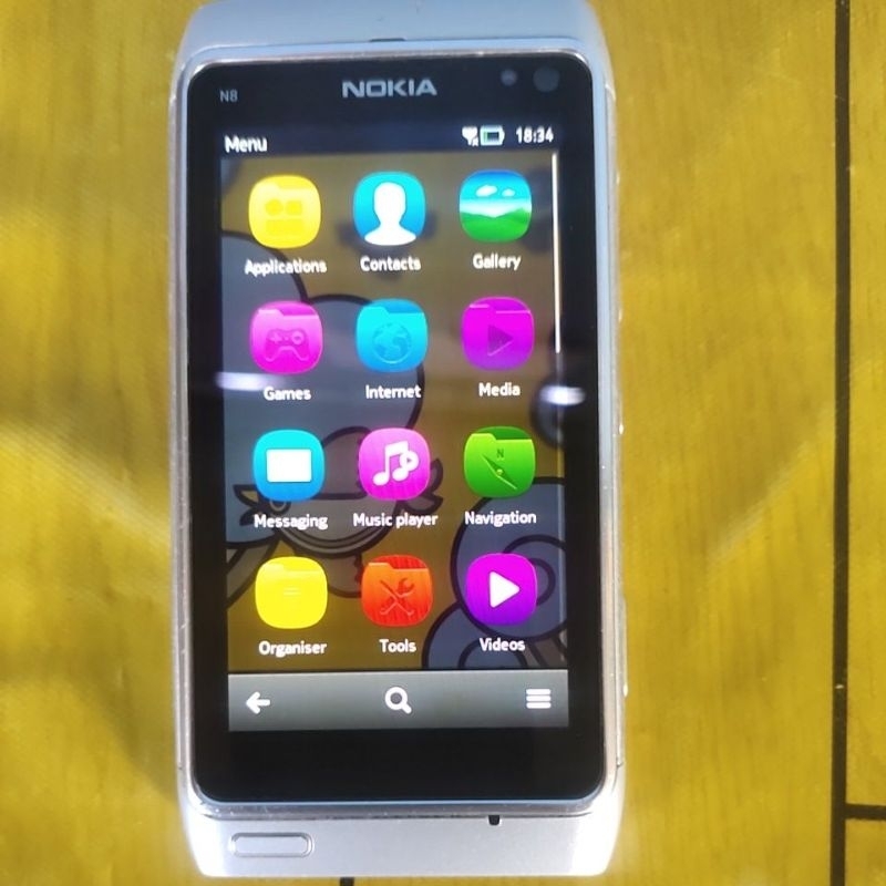 Nokia N8 original white edition limited