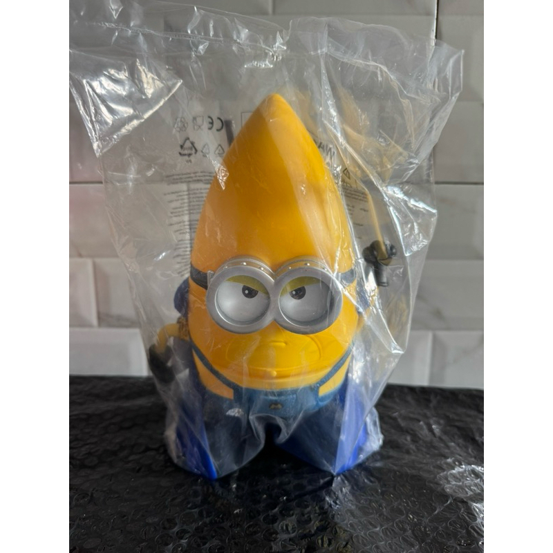Collectible Mega Minion Gus Cup (Minion Roket 100% Original XXI)
