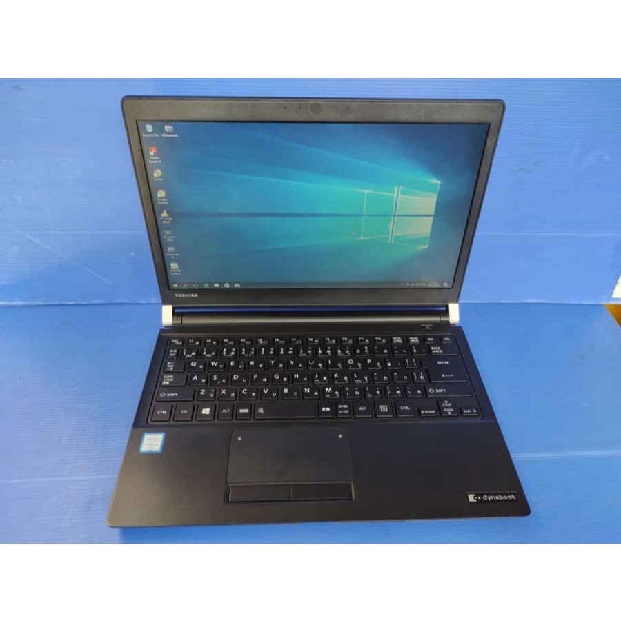 Toshiba Dynabook R73.. core i3 gen 6.. slim ringan mulussssss GARANSI 1jt an aja