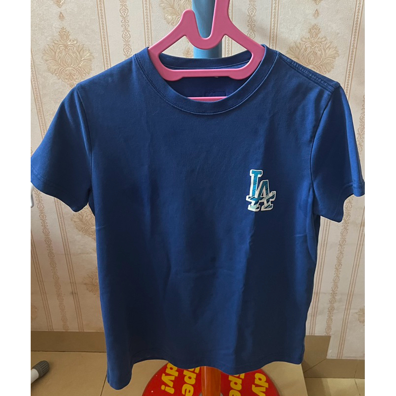 Preloved Second Kaos M.L.B Authentic O.R.I.G.I.N.A.L Warna Biru Size S LD : 98 - 100cm Panjang : 65 