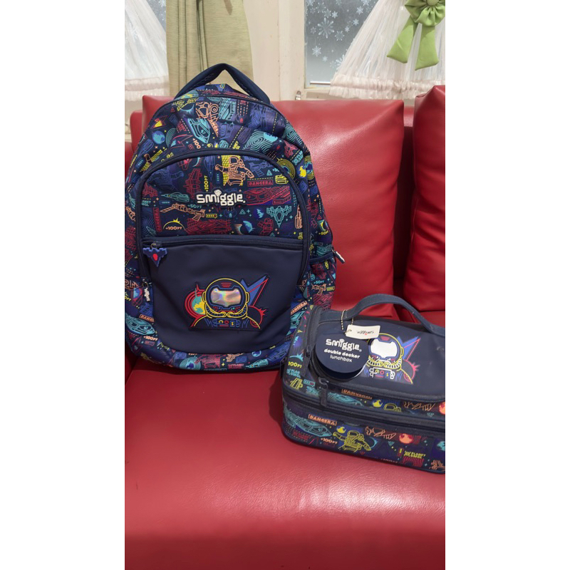 Tas Smiggle dan Tempat bekal
