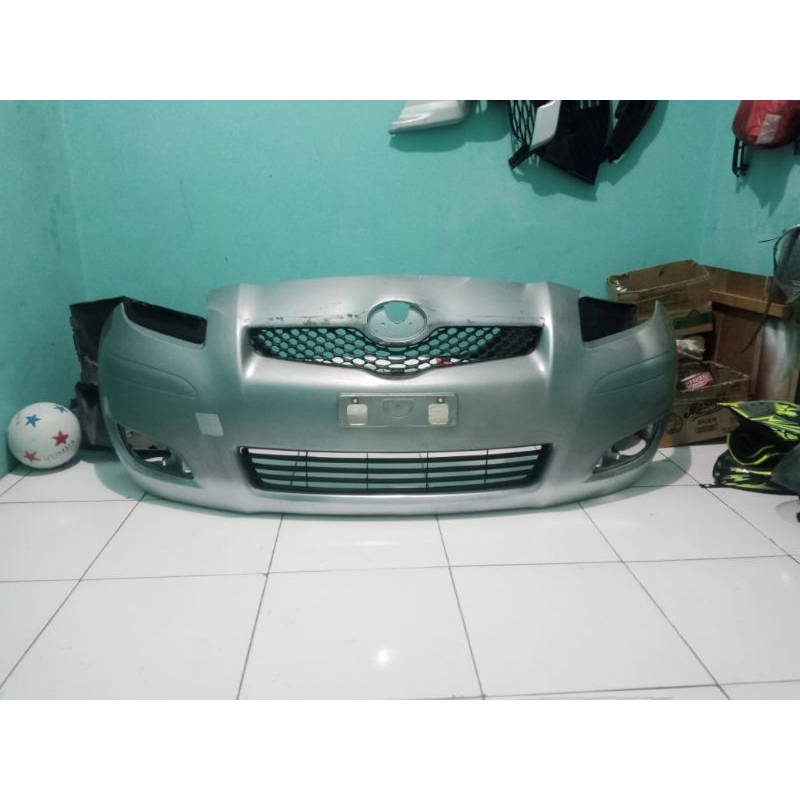 bemper depan yaris 2010