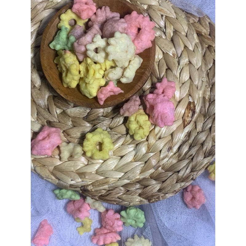 

Kue Bintang Bunga Sakura isi 500 gram