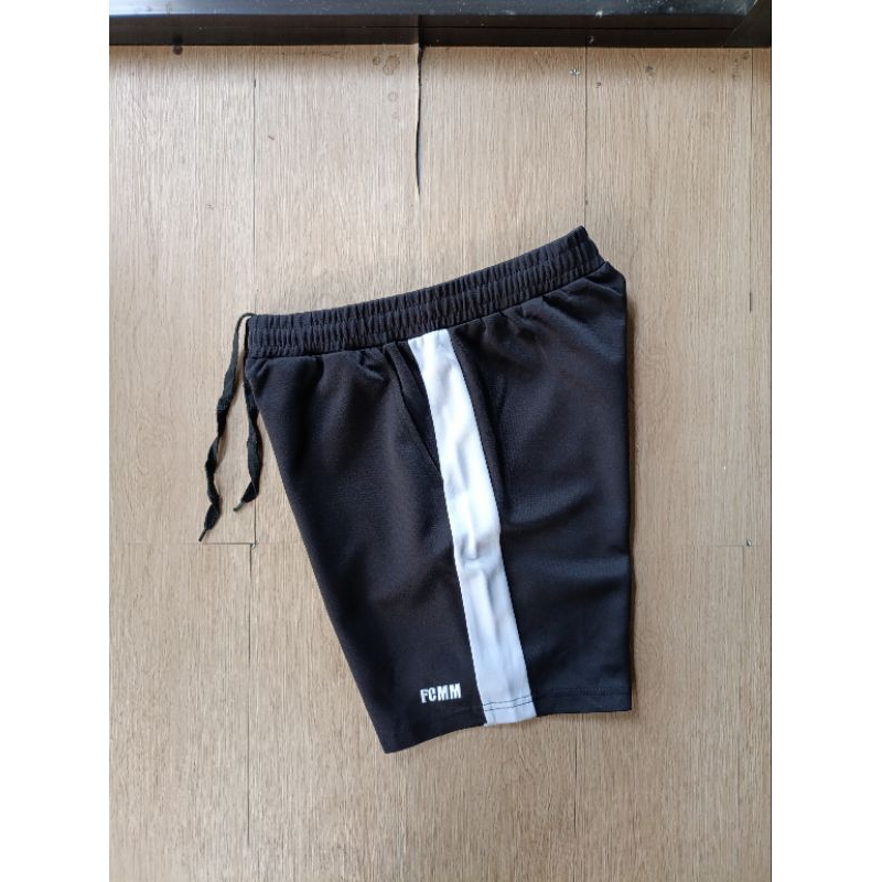 Celana pendek Fcmm