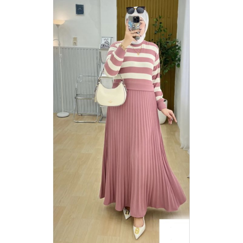 gamis muslim wanita kaos knit rajut import plisket salur