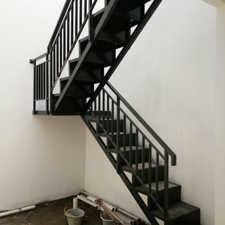 tangga rebah besi + railing | tangga minimalis custom (harga permeter)