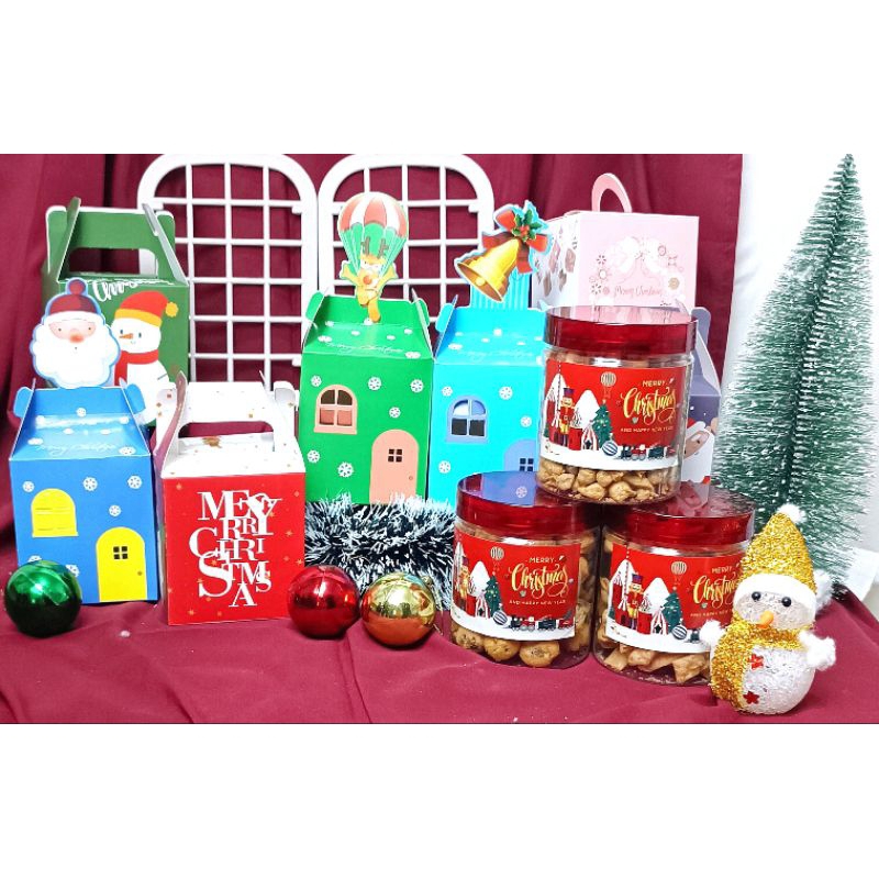

Hampers Christmas New Year / parcel Natal / bingkisan / hadiah / kado