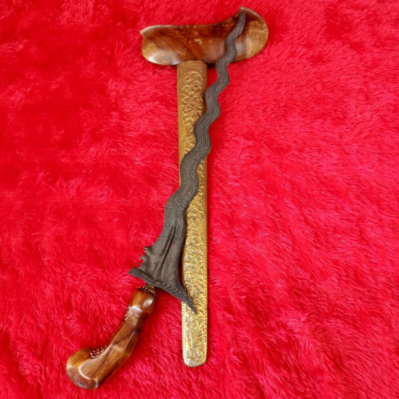 keris sepuh dhapur : singo barong pamor : ujung gunung tangguh : mataramtus
