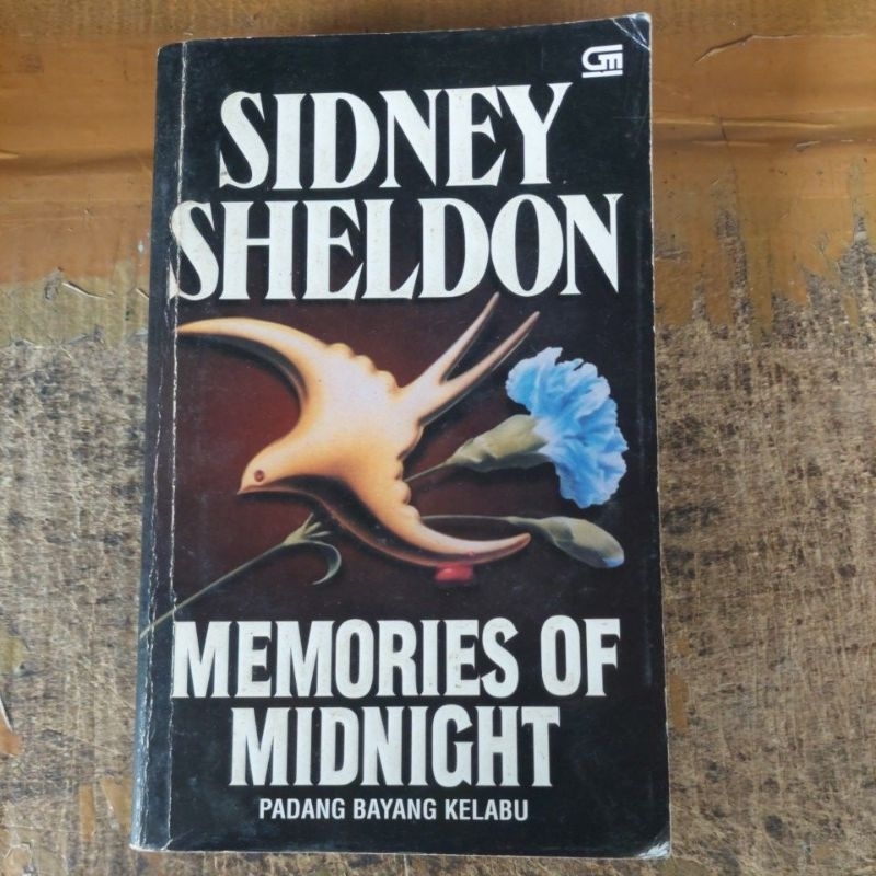 Sidney Sheldon  Memories Of Midnight