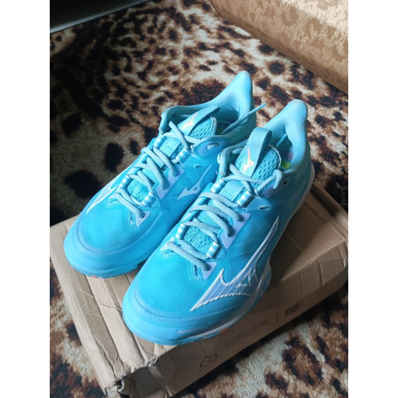 Mizuno Wave Claw Neo 2 Preloved
