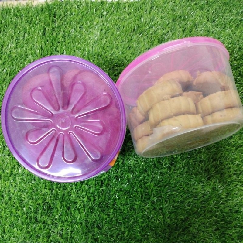 

Kue Bulan 15pc