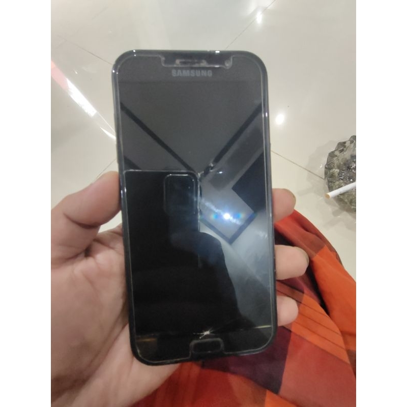 samsung a7 2017 minus