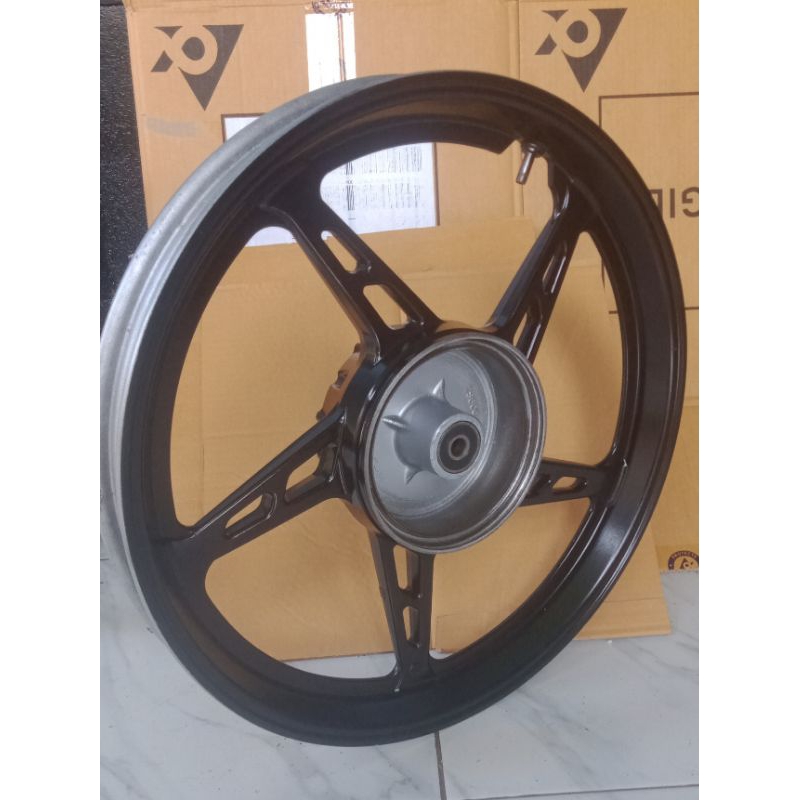 velg pelek racing BELAKANG YAMAHA Jupiter Burhan PNP Vega ZR copotan