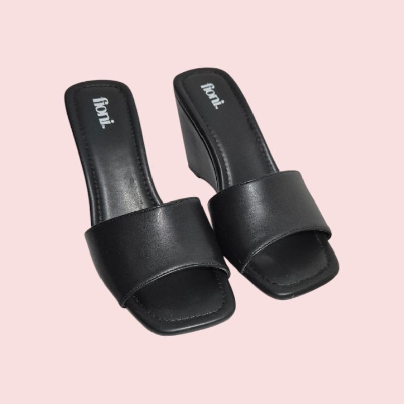 wedges fioni klementine payless