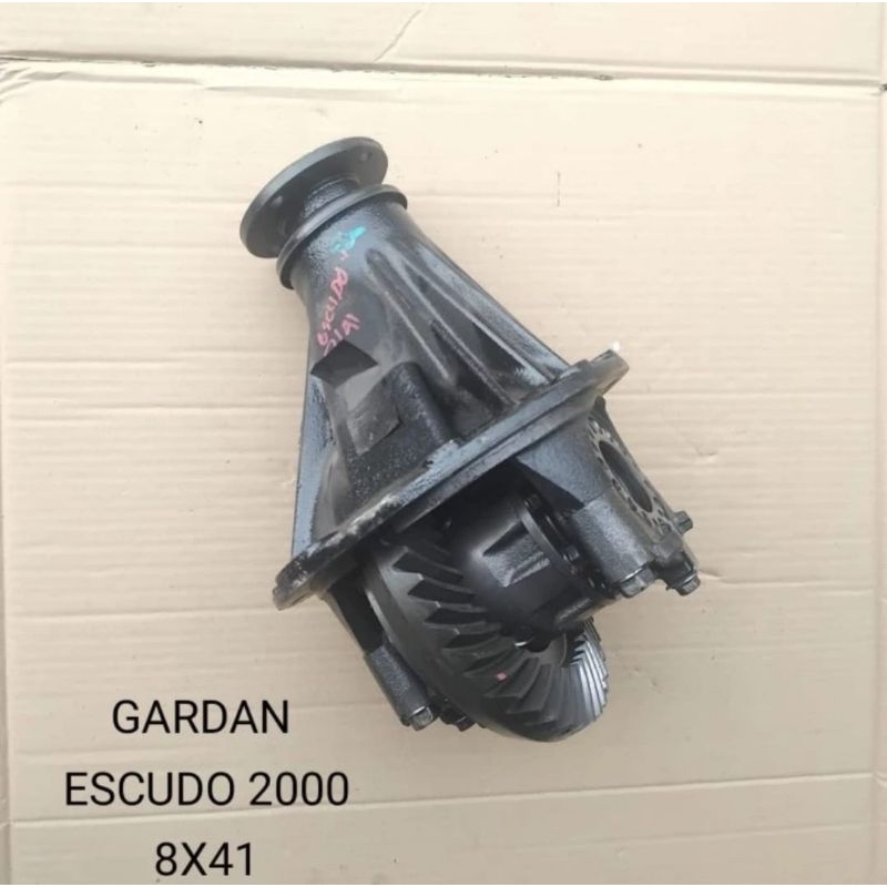 Gardan Tongkol Suzuki Escudo 2.0 2000/Escudo Kapsul 2001-2006 8×41