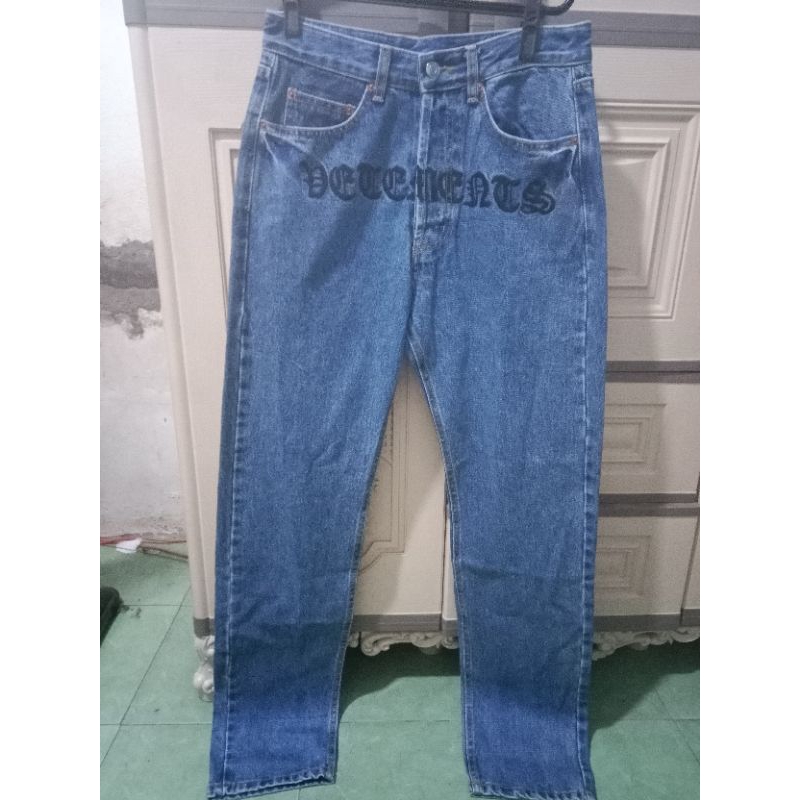 vetements jeans