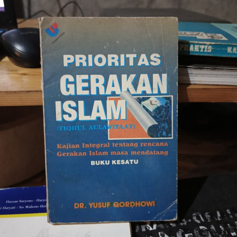 Buku prioritas gerakan islam (fiqhul aulawiyaat) original