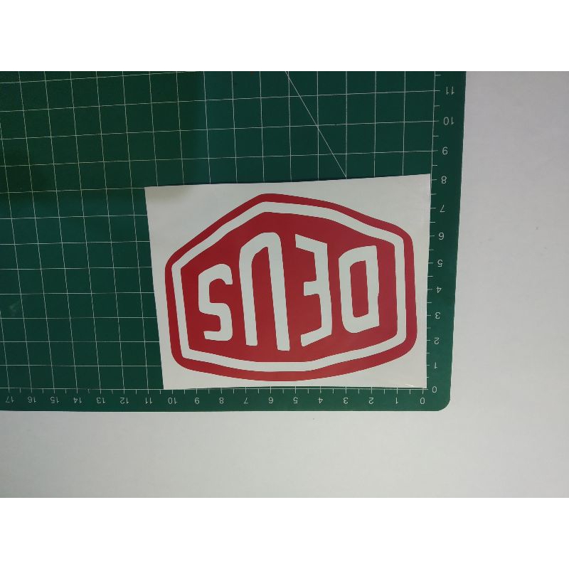 

sticker cutting deus