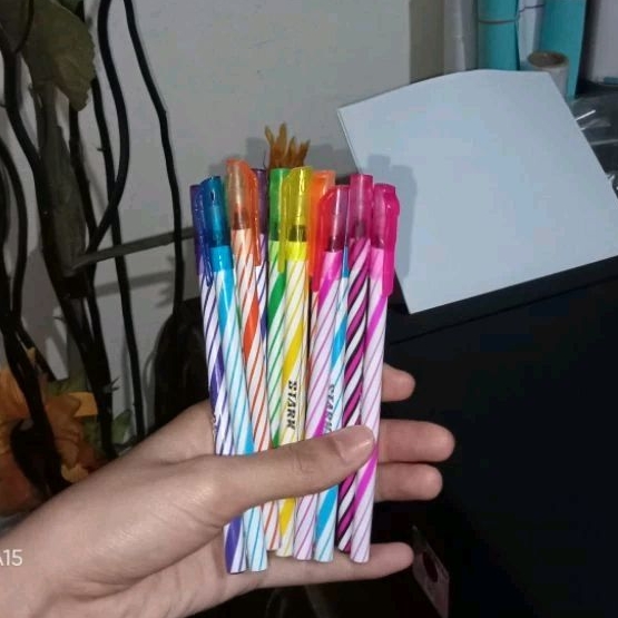 

PENA LILIN WARNA WARNI