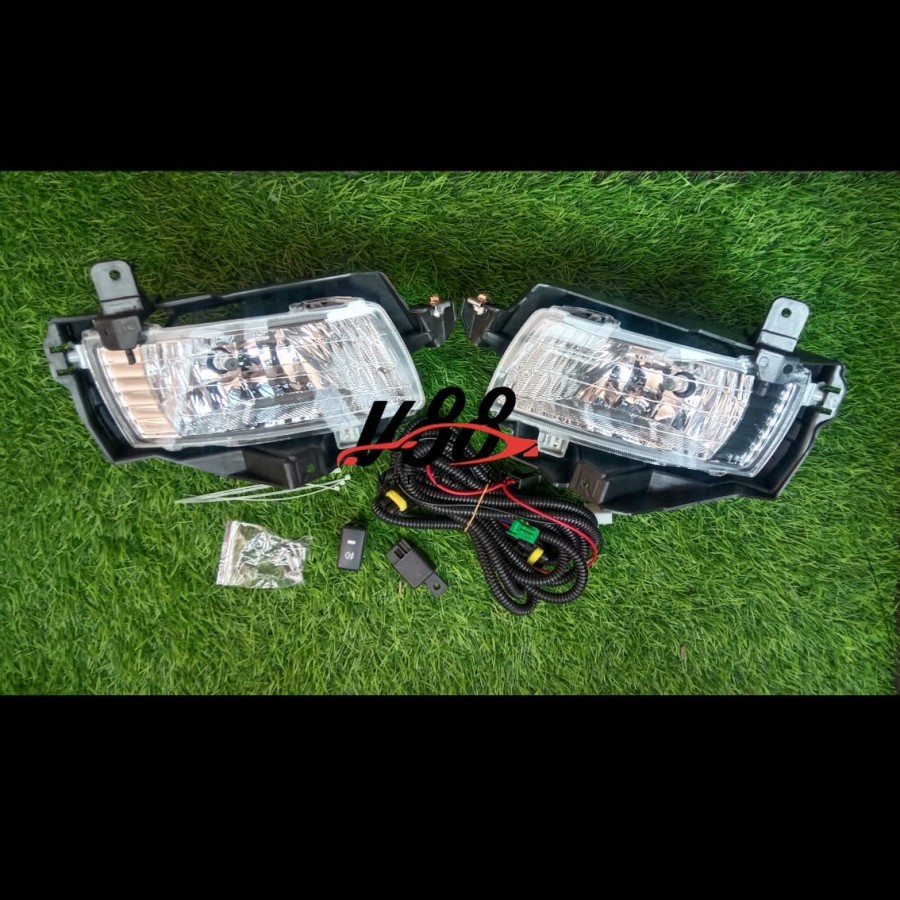 Lampu kabut Foglamp INNOVA 2004-2007