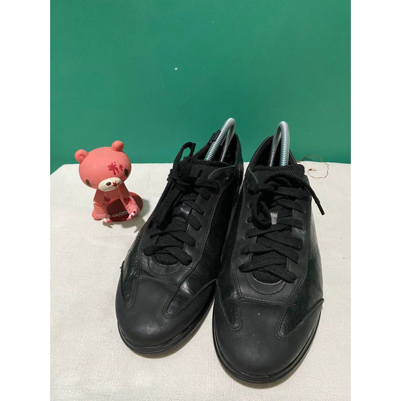Sepatu Kulit Pria Salvatore Ferragamo preloved