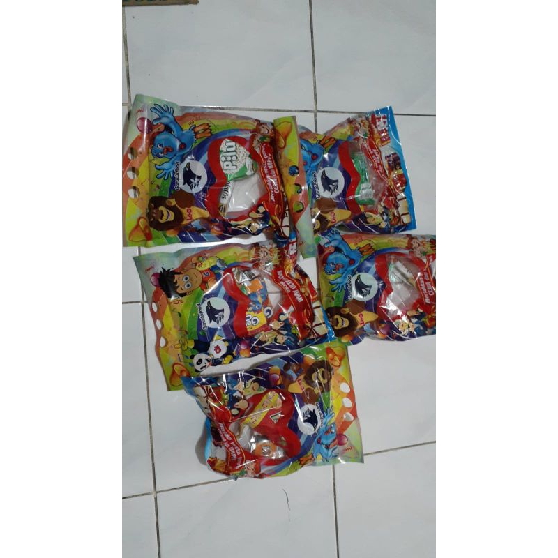 

PAKET SNACK GARUDA 30 RIBU JUMBO